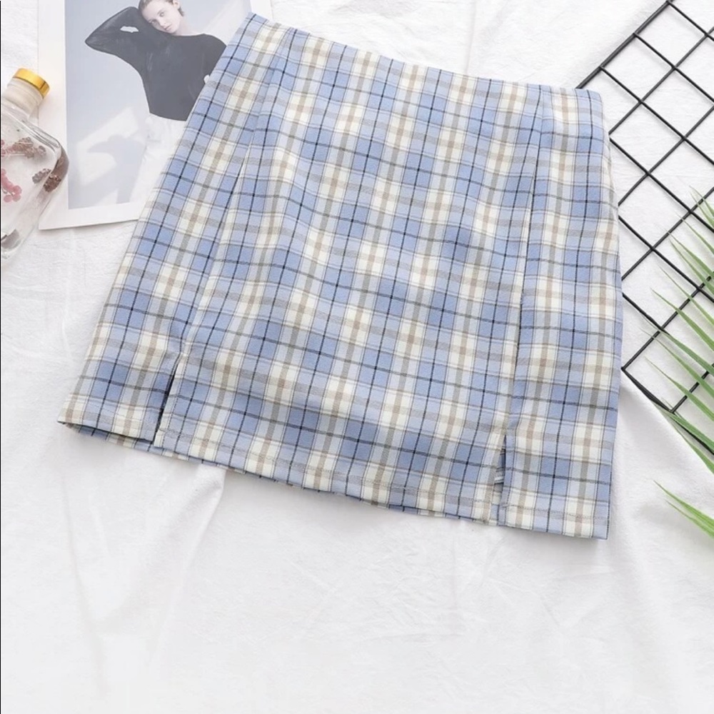 Plaid light blue tight skirt